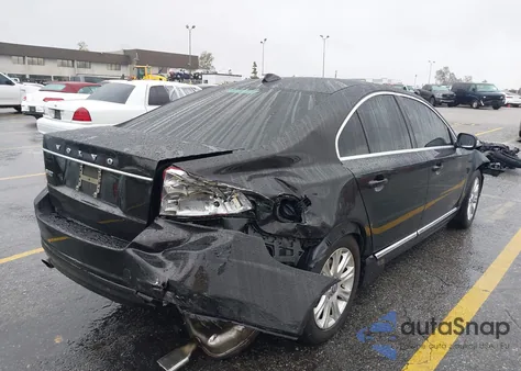 2011 Volvo S80 3.2 z USA, uszkodzony, nr VIN YV1940AS9B1146870